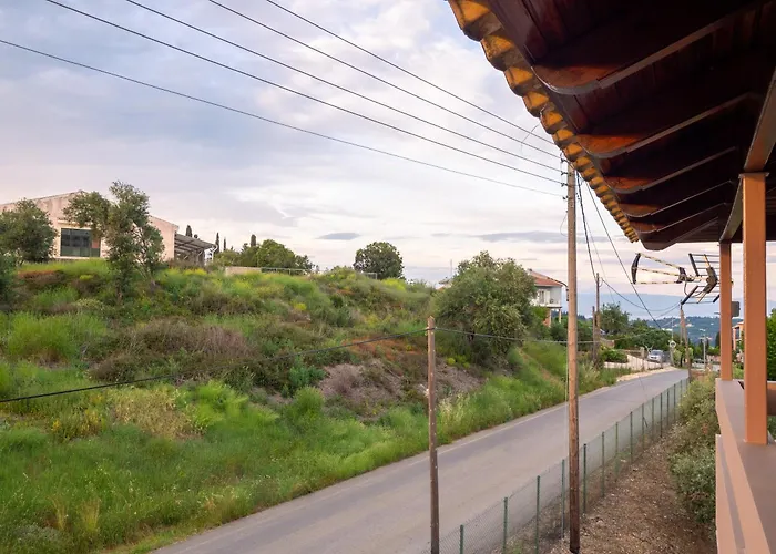 The View House * Kastellanoi (Parelioi, Corfu)