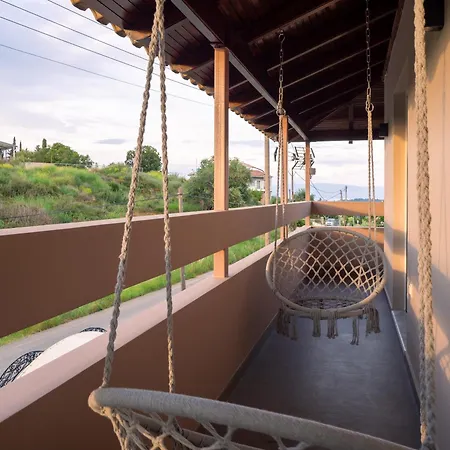 The View House * Kastellanoi (Parelioi, Corfu)